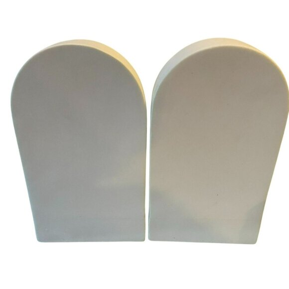 Vintage Ceramic Boy & Girl With Cats Bookends - Arched Window Design White 2 Pc - Picture 6 of 7